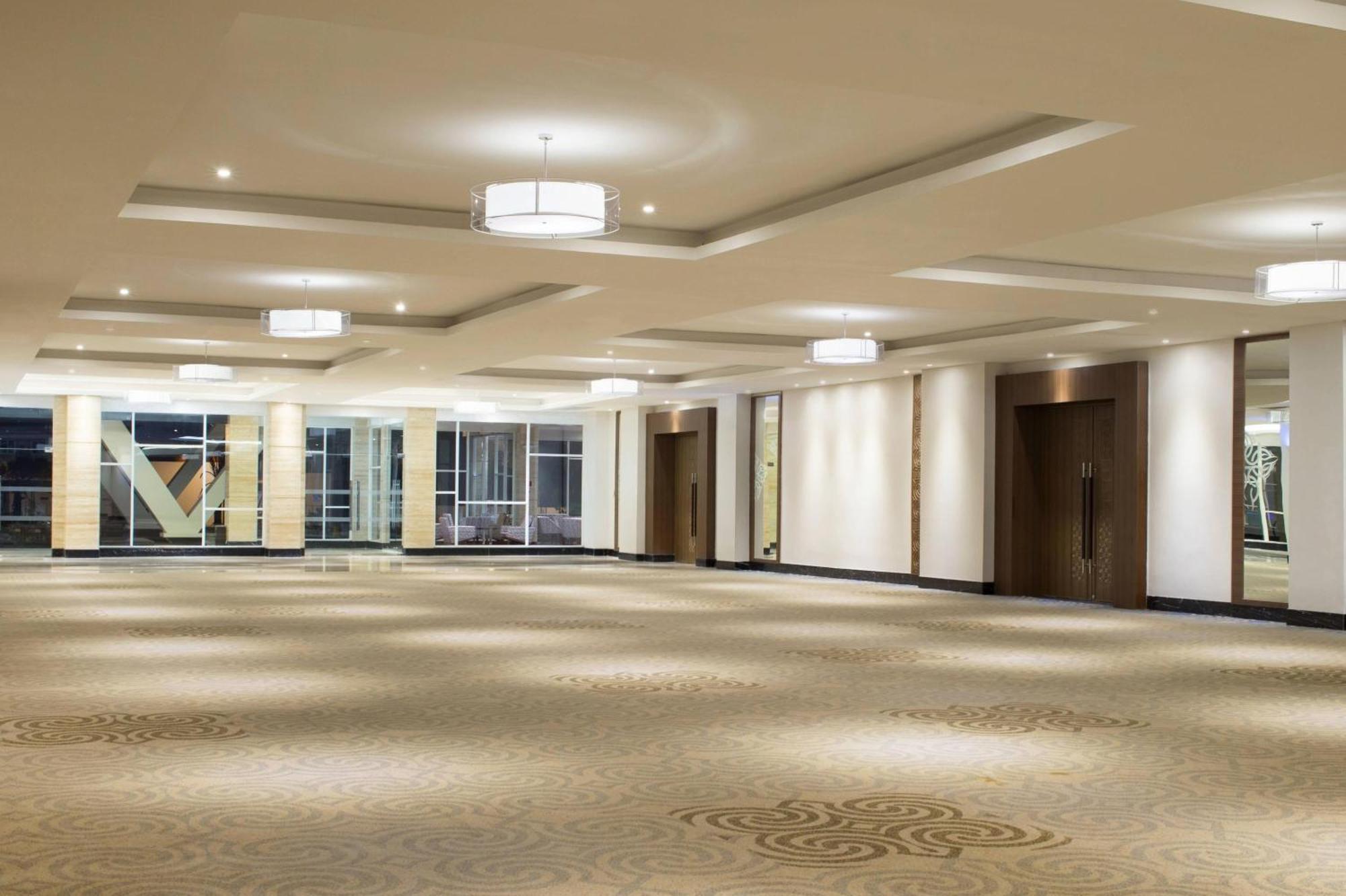 Four Points By Sheraton Makassar Exterior foto